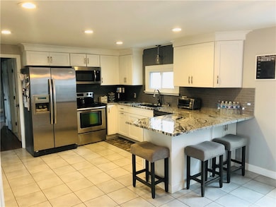 178 Mountain Laurel Dr, Cranston, RI 02920 - photo 4