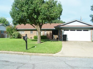 512 Marcel Dr, Denison, TX 75020 - photo 2