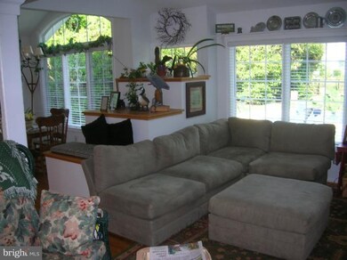 3750 Gateshead Dr, Annapolis, MD 21403 - photo 5