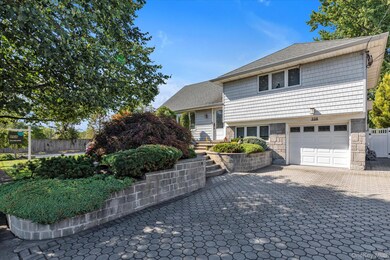 338 W Henrietta Ave, Oceanside, NY 11572 - photo 2