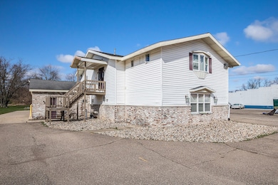 628 St Joseph Ave, Berrien Springs Vlg, MI 49103 - photo 3