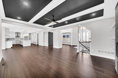 906 Sylvia Ln, Crown Point, IN 46307 - photo 3