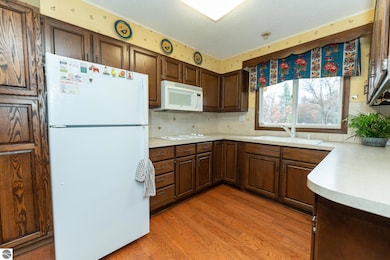 5110 Mannsiding Rd, Lake, MI 48632 - photo 4