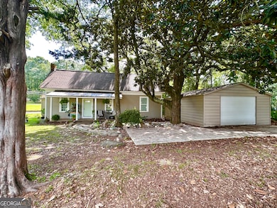 6192 Collins St NE, Covington, GA 30014 - photo 2