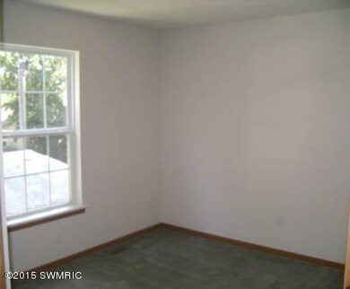 603 Cass St, Niles, MI 49120 - photo 6