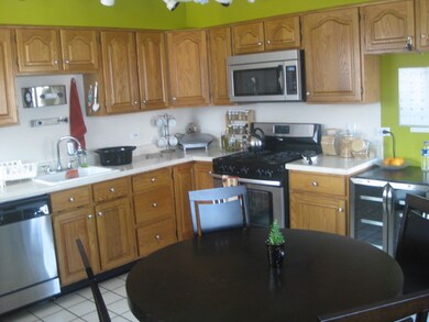 2314 Kirchoff Rd unit 5, Rolling Meadows, IL 60008 - photo 4