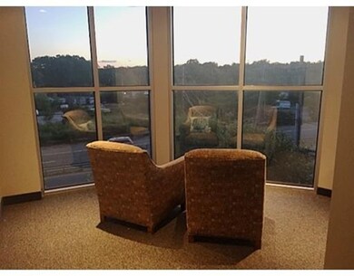 1522 Vfw Pkwy unit 201, West Roxbury, MA 02132 - photo 3