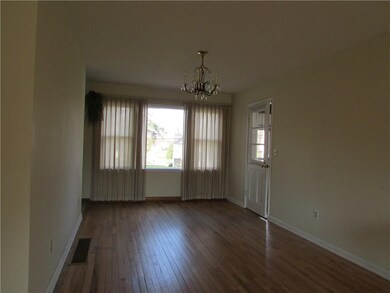 14 Circle Dr, Carmel, IN 46032 - photo 4