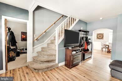 306 E Linden St, Clayton, NJ 08312 - photo 3