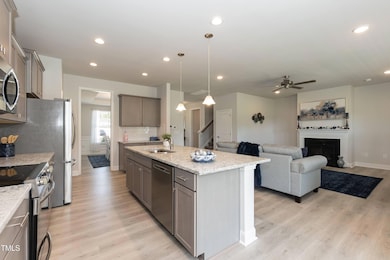 Kitchen 05