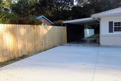 313 Rogers Dr, Manchester, TN 37355 - photo 3