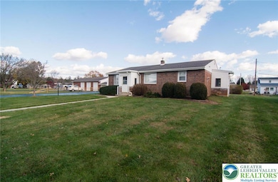 1523 N 27th St, Allentown, PA 18104 - photo 3