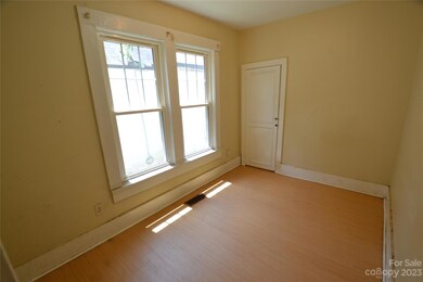 1007 Wilson W Lee Blvd, Statesville, NC 28677 - photo 5