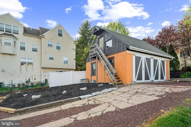 814 E Hector St, Conshohocken, PA 19428 - photo 2