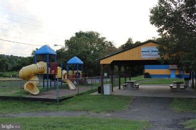 132 Underwood Ave, West Deptford, NJ 08096 - photo 3