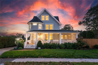 10 Pawcatuck Ave, Westerly, RI 02891 - photo 3