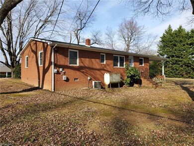 109 Lynn Dr, Archdale, NC 27263 - photo 7