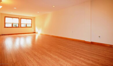 (3) Dining Room Living Room