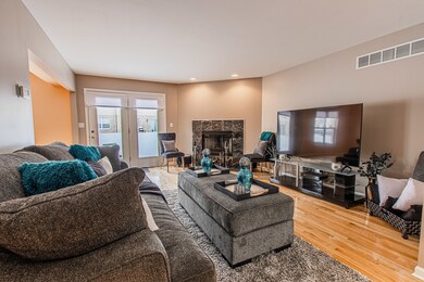 1437 Williams St, Flossmoor, IL 60422 - photo 3