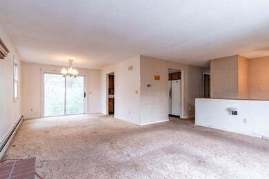 72 Pioneer Dr, Nashua, NH 03062 - photo 6