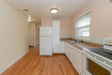 24 Rawson St, Albany, NY 12206 - photo 4