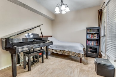 2040 Fleur de Lis Ct, Arlington, TX 76012 - photo 7