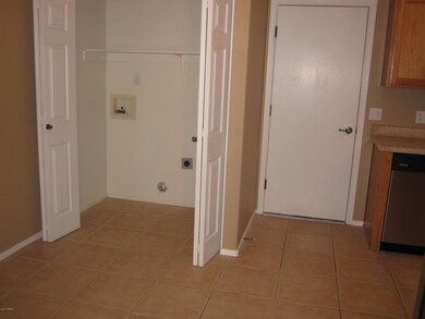 8982 E Fairway Groves Dr, Tucson, AZ 85730 - photo 4