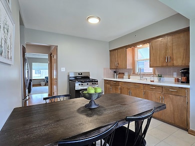 4487 N 21st St, Milwaukee, WI 53209 - photo 4