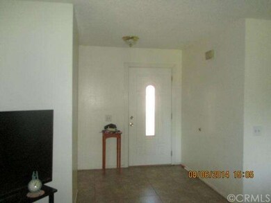 Entry way with tile floor