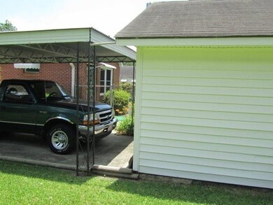 1071 Macon Ave, Macon, GA 31204 - photo 3