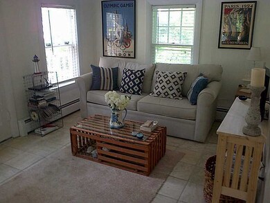 32 Nautilus Dr, Saunderstown, RI 02874 - photo 4