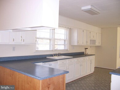 13368 Elk Run Rd, Bealeton, VA 22712 - photo 7