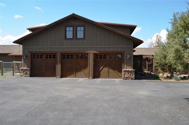 18929 Pinehurst Rd, Bend, OR 97703 - photo 3