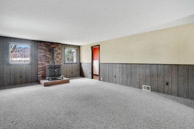 33 Chudy St, Three Rivers, MA 01080 - photo 4