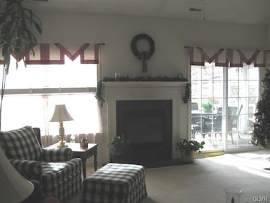 5227 Garden View Ln unit 147, Macungie, PA 18062 - photo 5