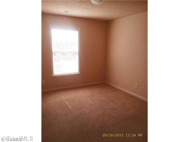 1st Bedroom.
