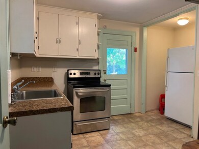 94 Howe St, Ashland, MA 01721 - photo 4