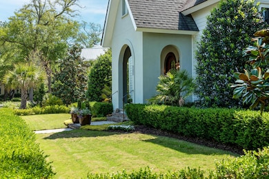 51 Dalton St Charleston SC-large-004-036