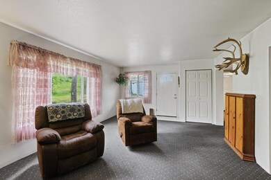 06-Formal Living Room