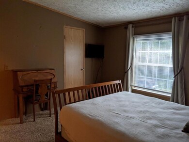 108 Riverwood Cir, Effingham, NH 03882 - photo 6