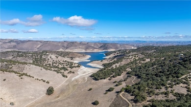 4575 Interlake Rd, Bradley, CA 93426 - photo 5