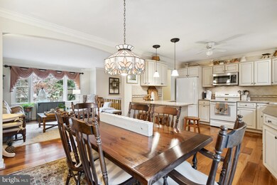 1013 Caren Dr, Sykesville, MD 21784 - photo 6