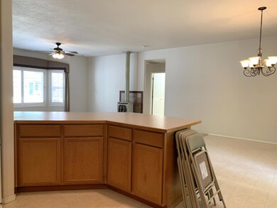 327 Donna Way, Central Point, OR 97502 - photo 3