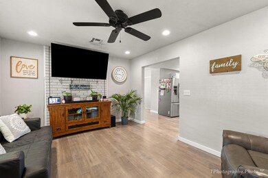 21-web-or-mls-360 S 300 W-2