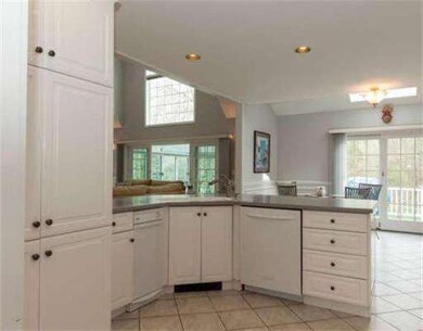 15 Foxwood Ln, Northborough, MA 01532 - photo 4