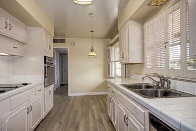 Kitchen 3
