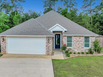 829 Village Gate Cir, Nacogdoches, TX 75961 - photo 2