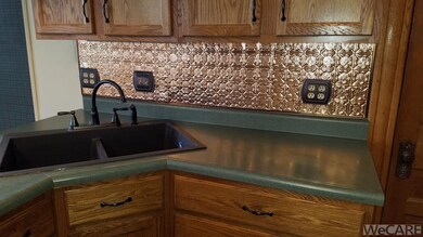 501 N Gilbert St, Ada, OH 45810 - photo 3