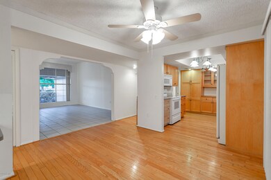 11005 W Cameo Dr, Sun City, AZ 85351 - photo 6