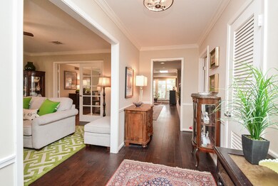 10030 Cedar Creek Dr, Houston, TX 77042 - photo 4